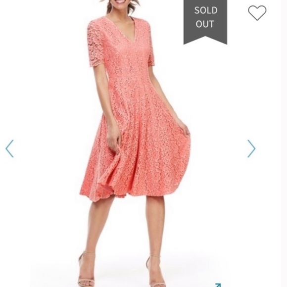 Gal Meets Glam Louisa - Picture 2 of 7